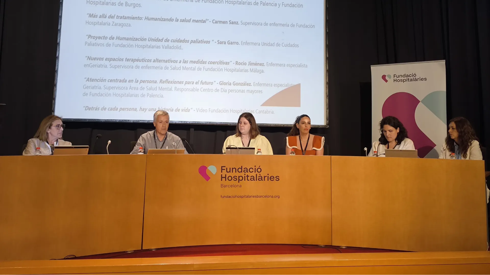 mesa de ponentes durante la I Jornadas de Enfermería de la Fundación Hospitalarias