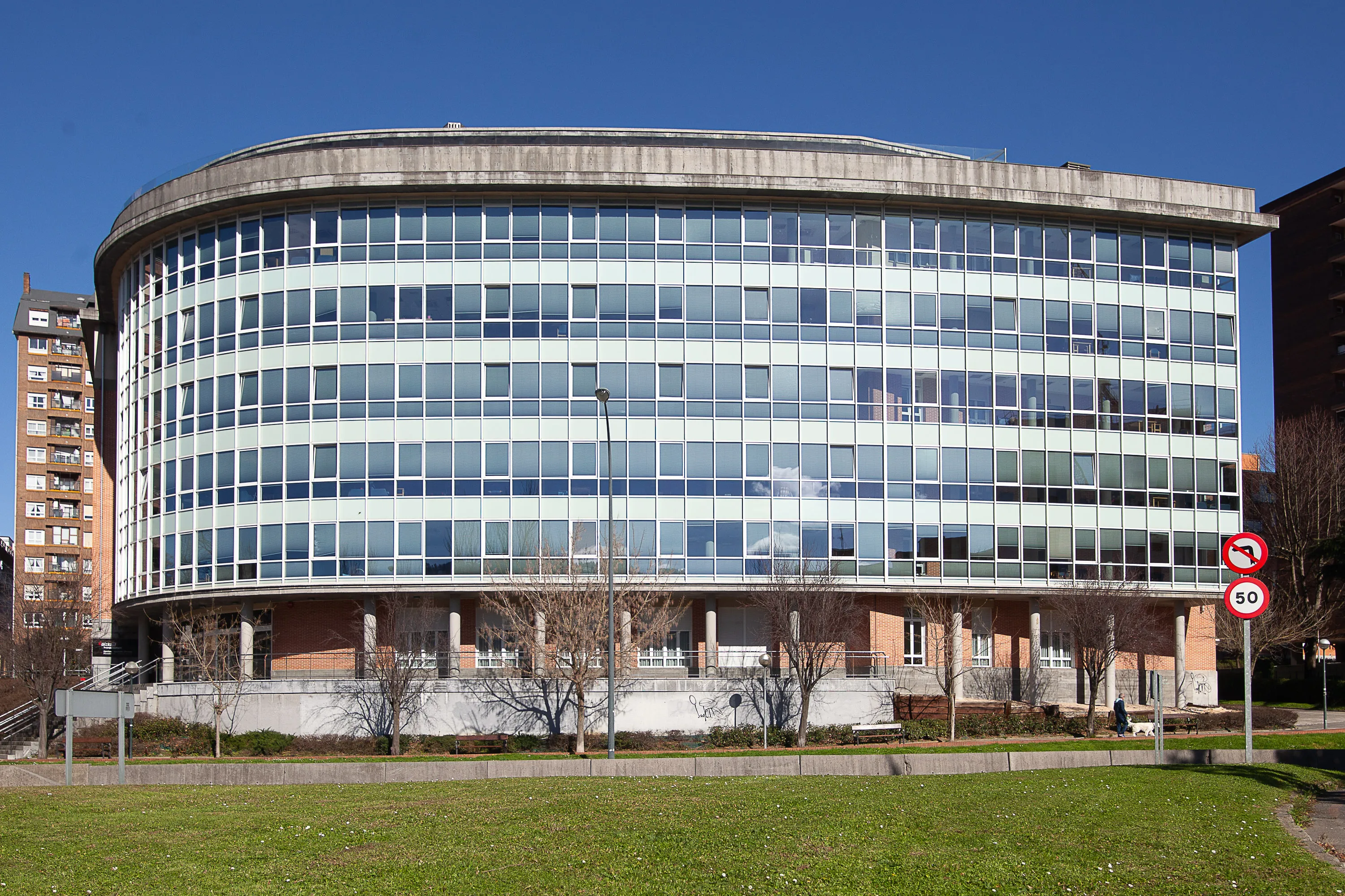 centro de día txurdinagabarri ospitalarioak fundazioa euskadi