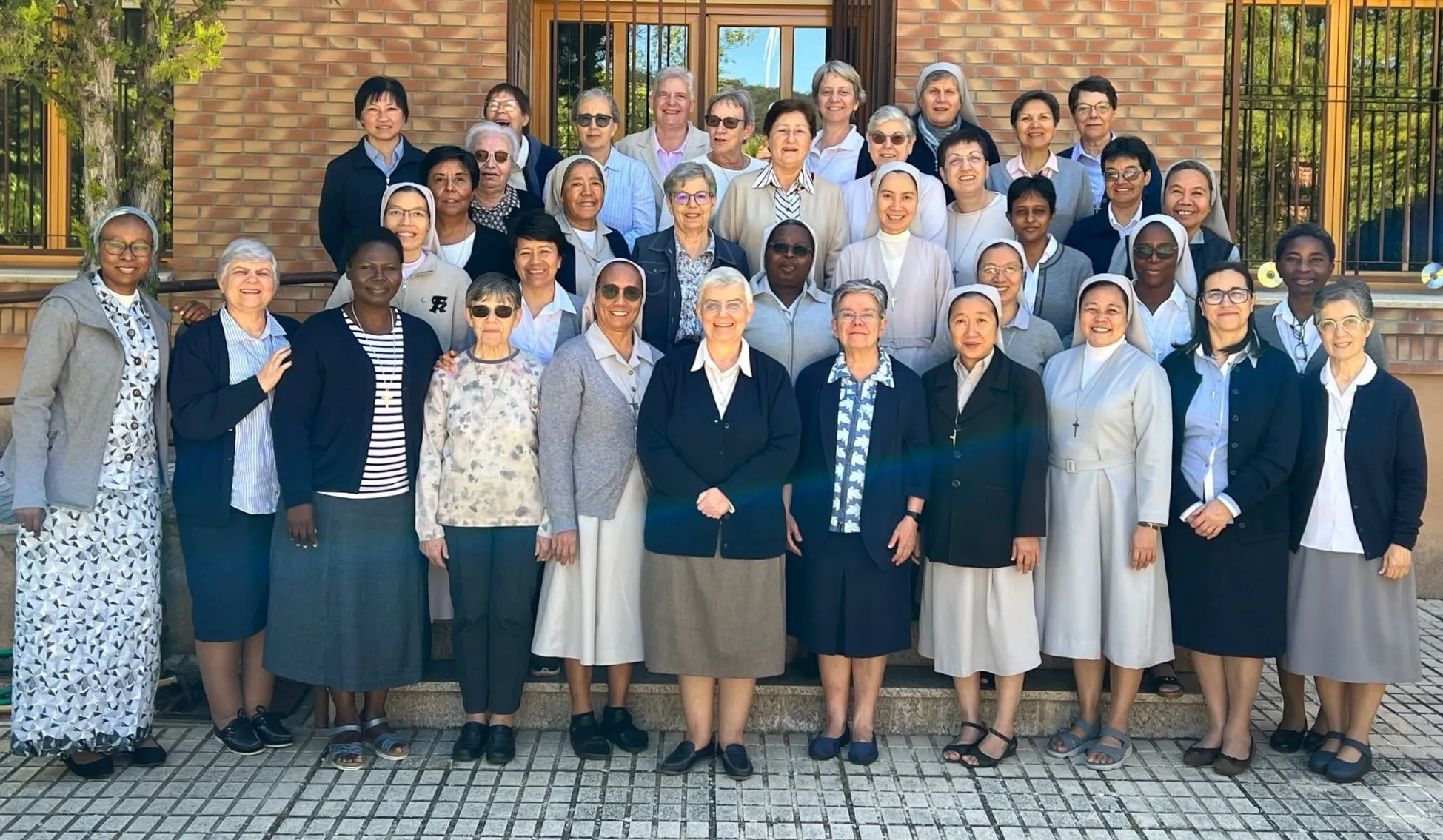 foto de grupo de Hermanas Hospitalarias