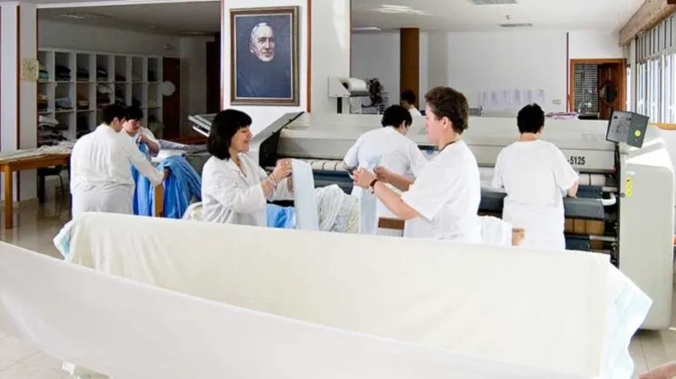 servicios-terapeuticos-taller-lavanderia-banner-pai-menni