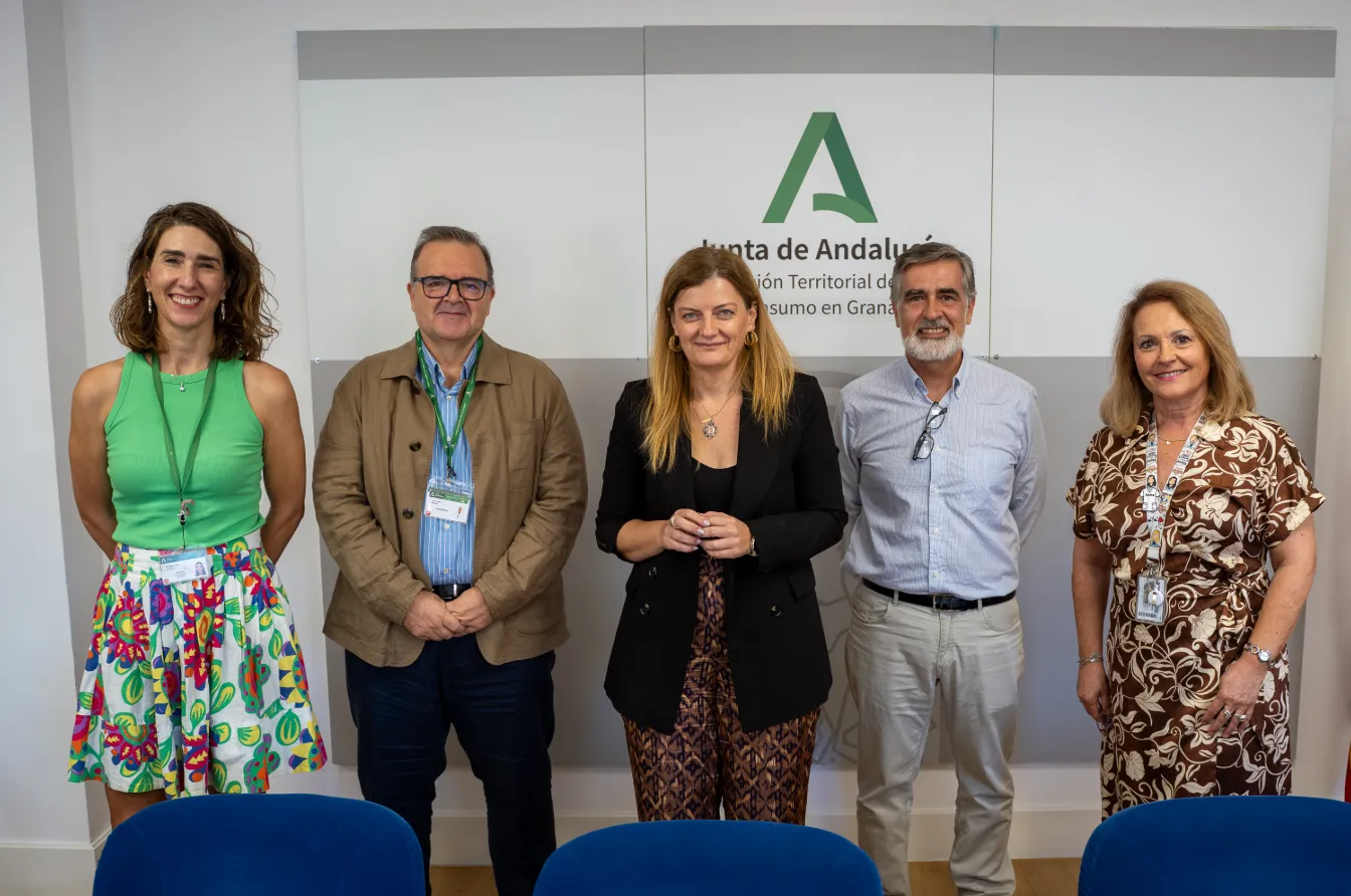 Firma del convenio para ampliar el voluntariado de Hospitalarias Purísima Concepción en Hospital Virgen de las Nieves