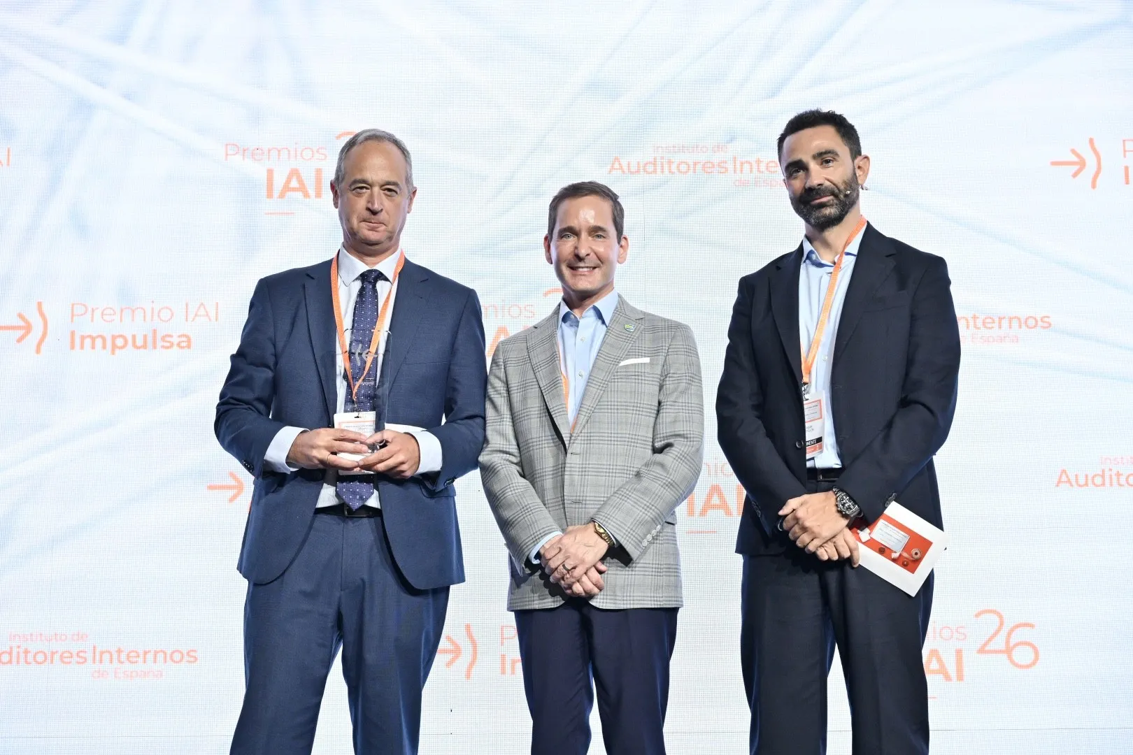 Premios IAI Juan Antonio Urdiroz