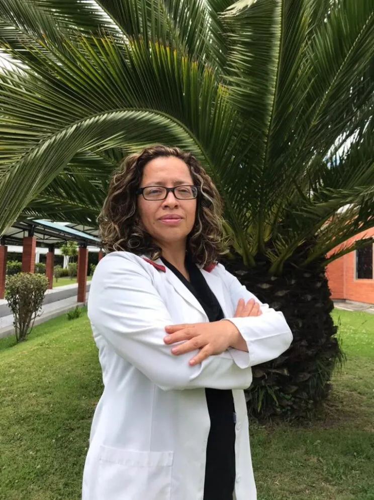 Dra.-Ordonez-744x995.jpg