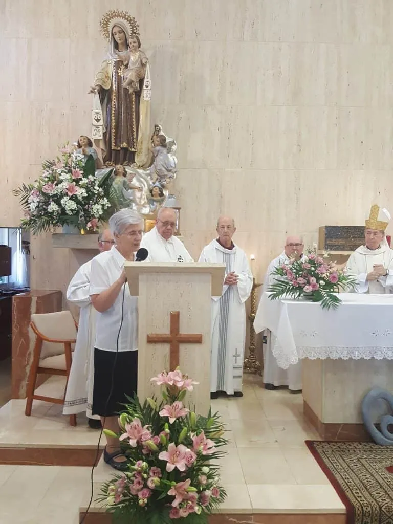 Eucaristía-1-768x1024.jpg