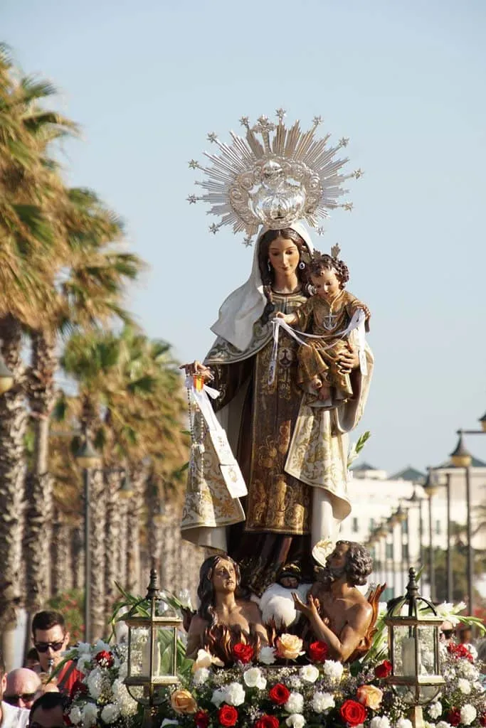 Procesion-int4-1-683x1024.jpg